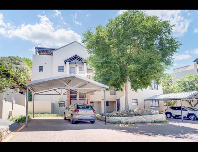 1 BEDROOM APARTMENT FOR SALE IN LONEHILL